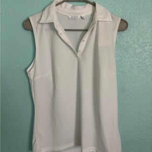 Women's White Sleeveless Top